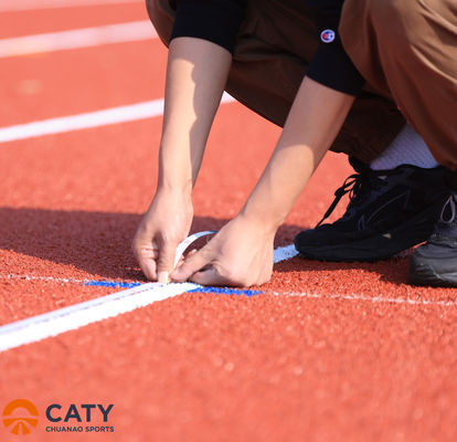 Dikişsiz Açık pist yüzeyleri 400m Koşu pist malzemesi EPDM Atletik pist kuruluşu ile granüller
